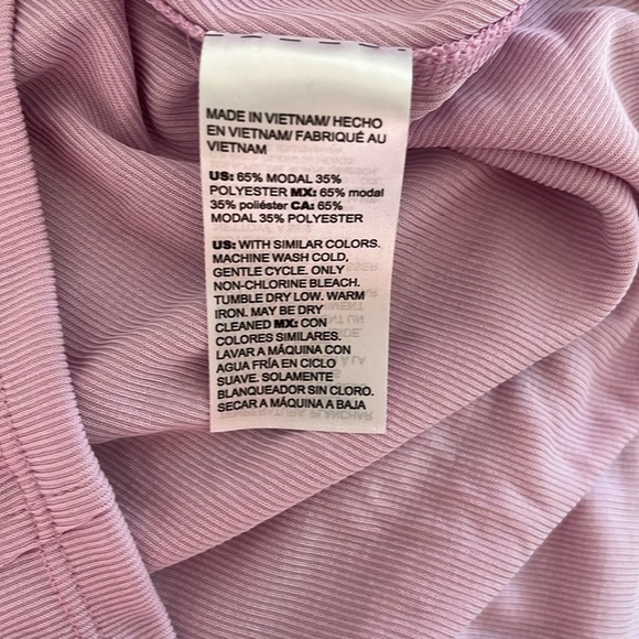 Chico’s Lavender Dolman Sleeve Top Size 2 (Large) - Picture 9 of 10